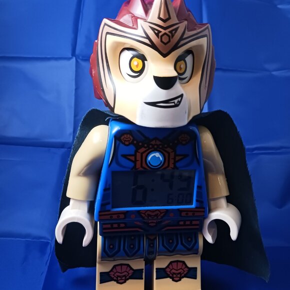 Lego Legends of Chima Laval Blue Minifigure Kids Bedroom Digital Alarm Clock 9" - Picture 2 of 10